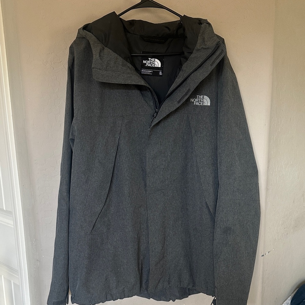 The North Face Men's Charcoal  DRY vent Performance Jacket